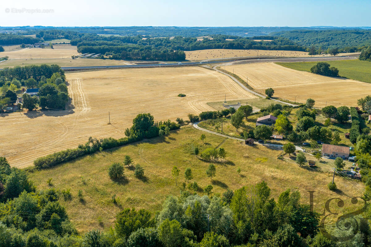 Terrain constructible à vendre entre Villeneuve sur Lot et Agen - photo 3