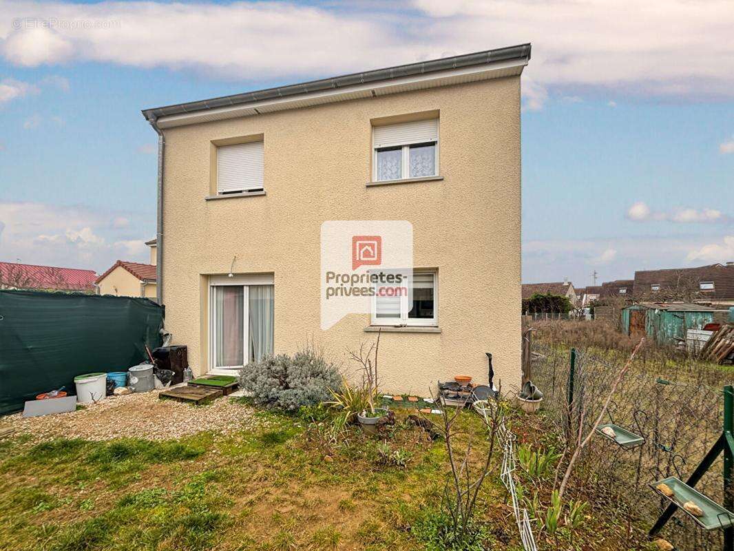 Maison à MARSANNAY-LA-COTE