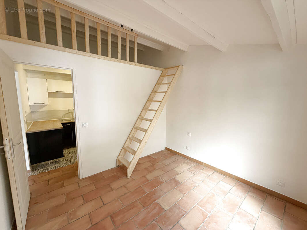 Maison à AUPS