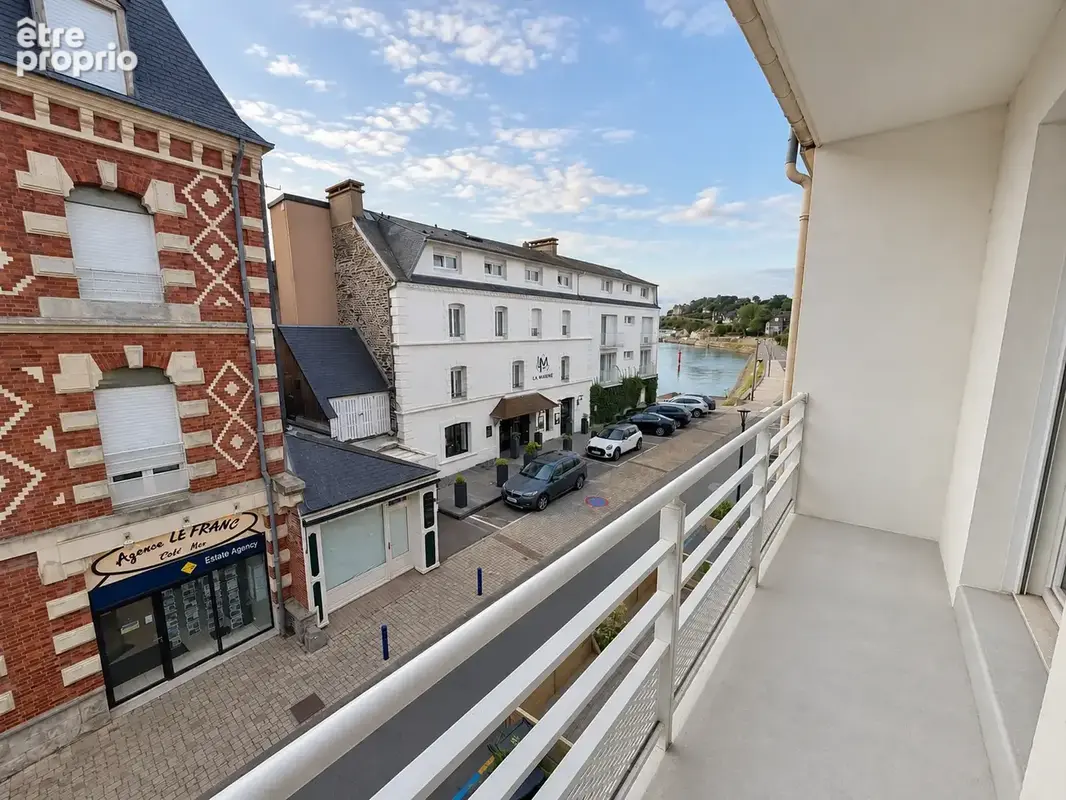 Photo Appartement à Barneville-Carteret au prix de 517 275€