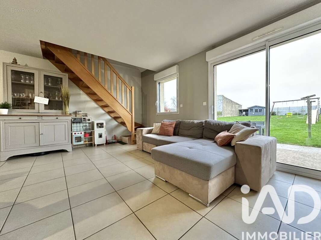 Photo 4 - Maison à ROQUETOIRE