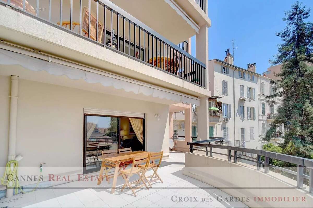 Appartement à CANNES