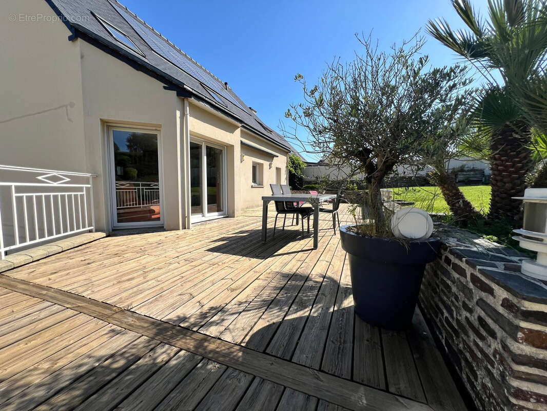 Maison à DOL-DE-BRETAGNE
