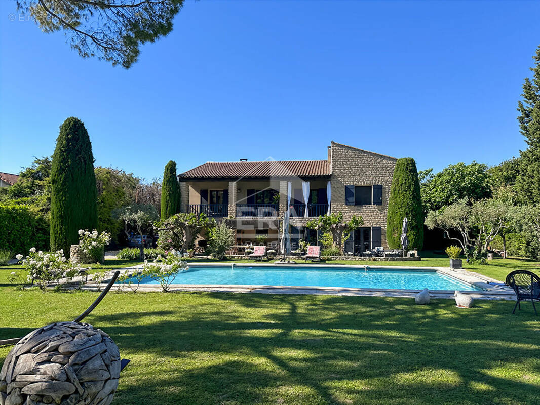 Maison à SAINT-REMY-DE-PROVENCE