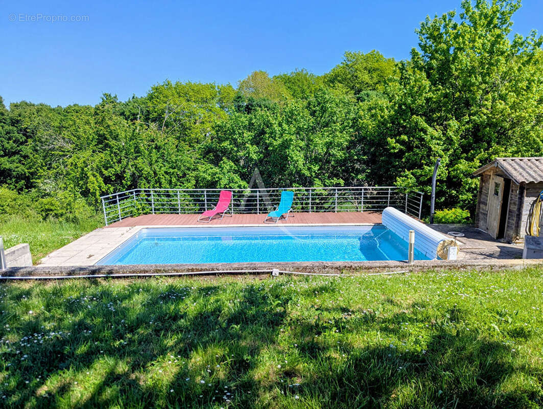 Maison à VIRE-SUR-LOT