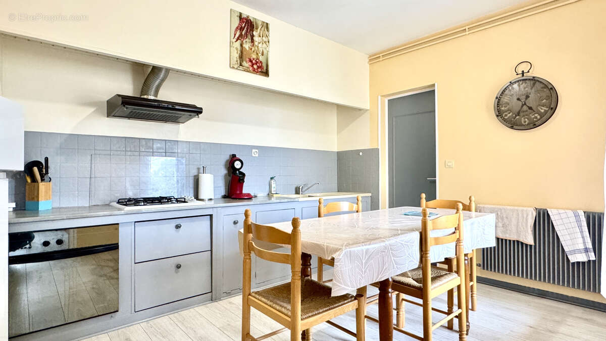 Maison à SAINT-PARDOUX-ISAAC