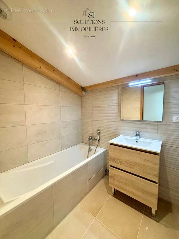 Maison à SAINT-ALBAN-DU-RHONE