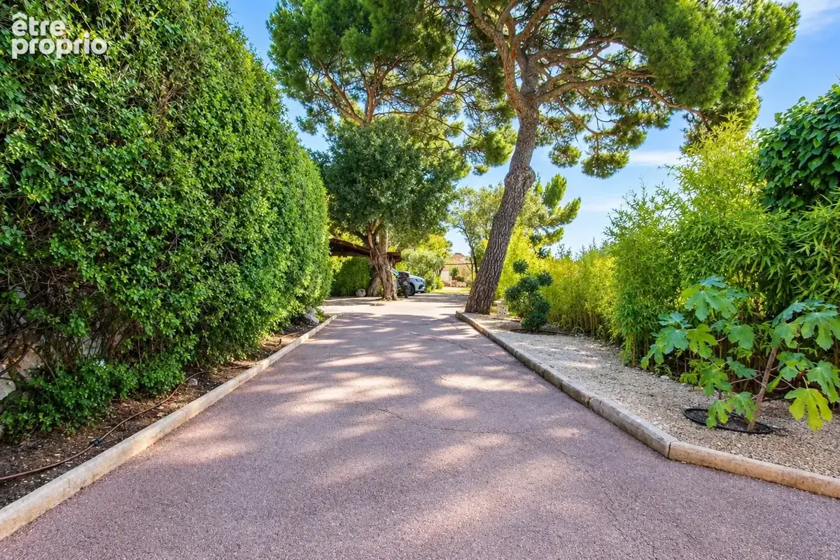 Cap d'ail - villa 350m²  terrain 1425m²  vue mer - photo 4