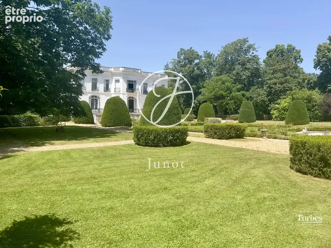 Anet - EURE-ET-LOIR - Château néoclassique au bord de l'Eure - photo 44