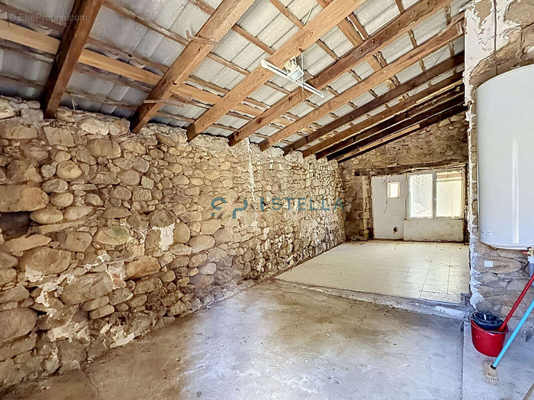 Appartement à VERO