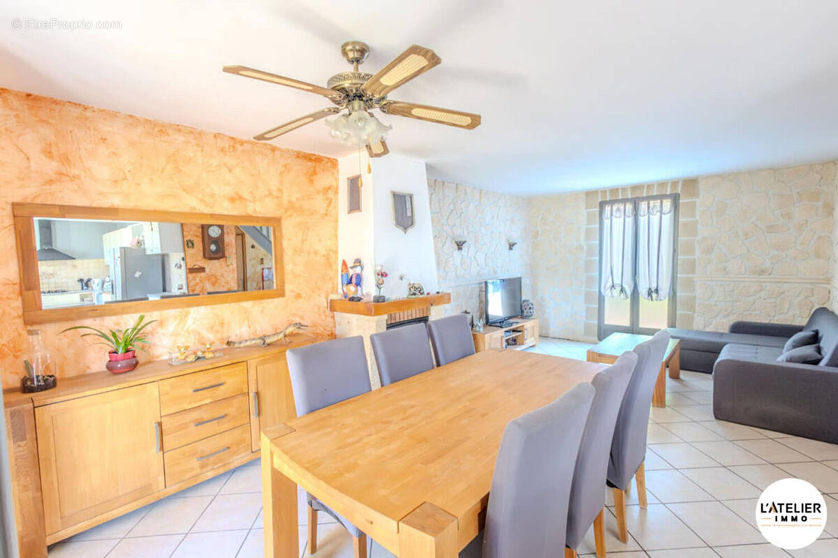 Maison à VANNES-LE-CHATEL