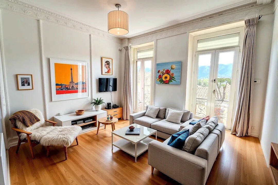 Appartement à MARSEILLE-11E