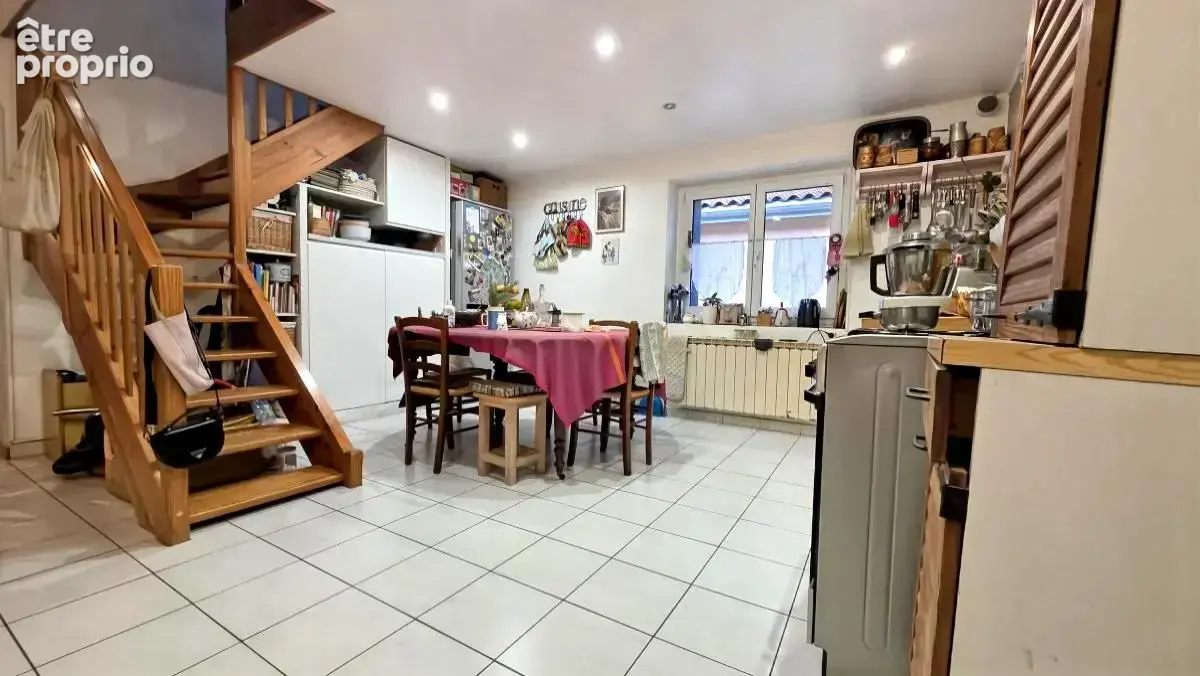 Maison 211 m² à Francheville  - photo 2