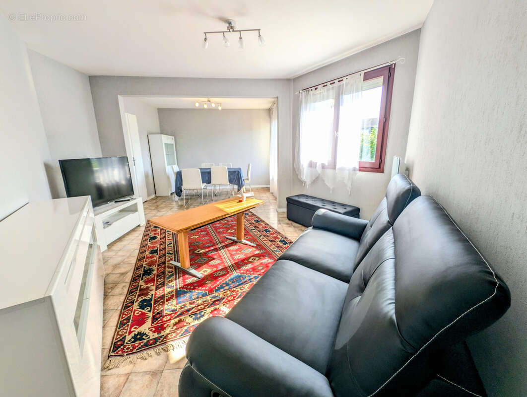 Appartement à MEYTHET