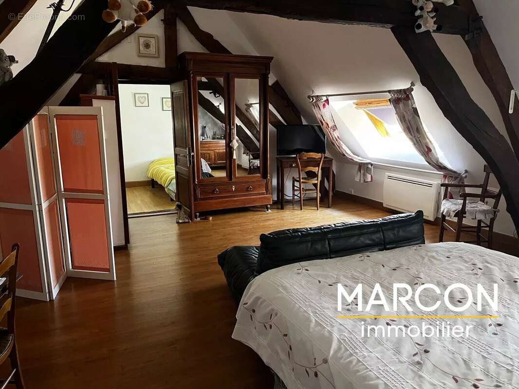 Maison 144 m² à Nouziers  - photo 20