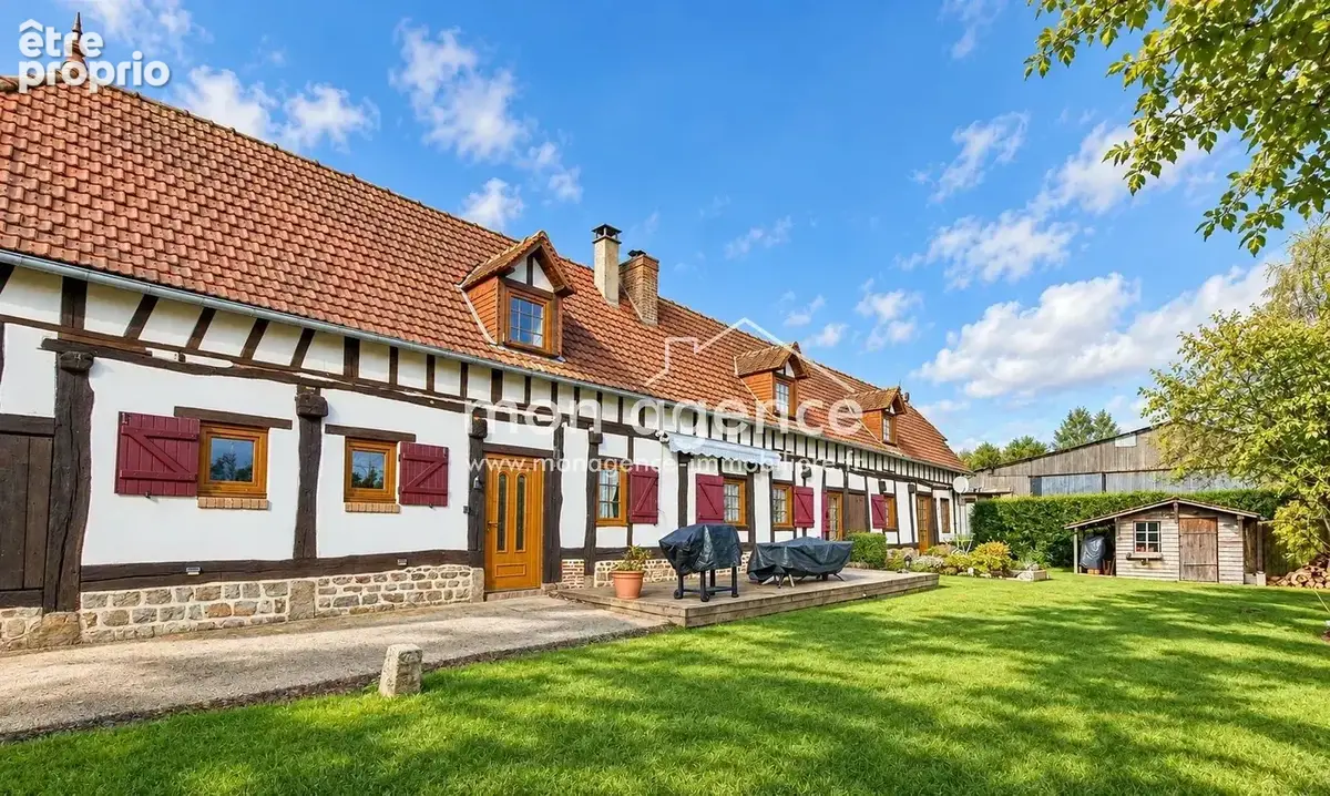 Photo Maison à Etaimpuis au prix de 305 000€