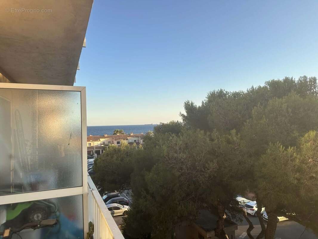 Appartement à PORT-DE-BOUC