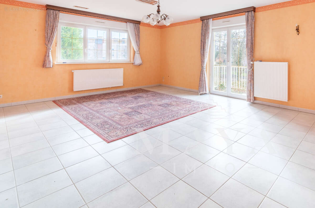 Sierentz, Maison de Plain-Pied sur 12.47 ares. - photo 4