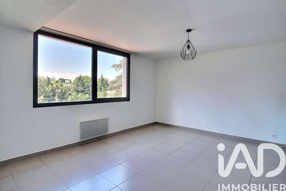 Photo 4 - Appartement à MARSEILLE-12E