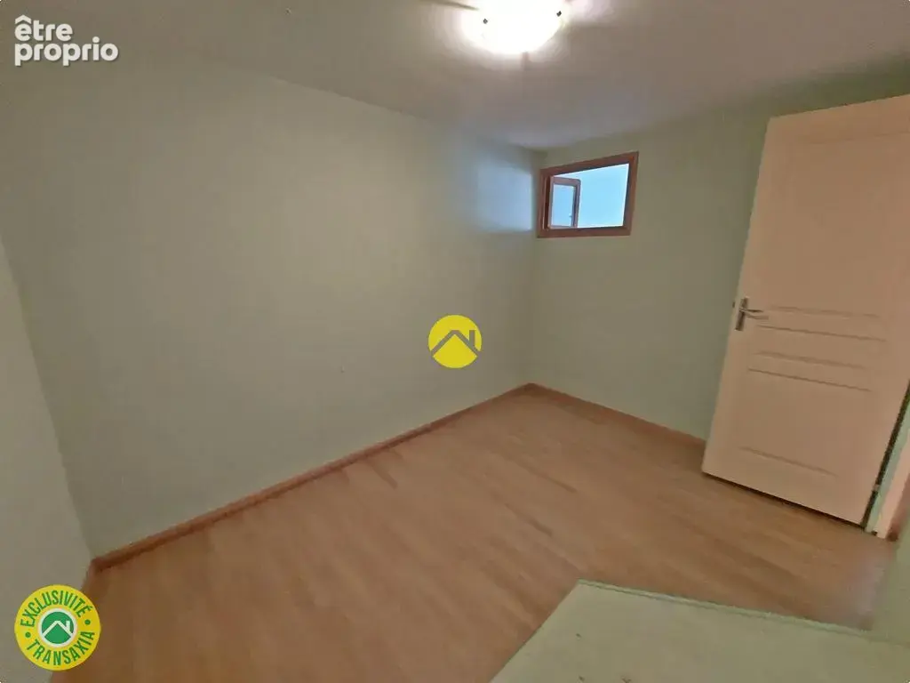 Maison de village avec garage - photo 12