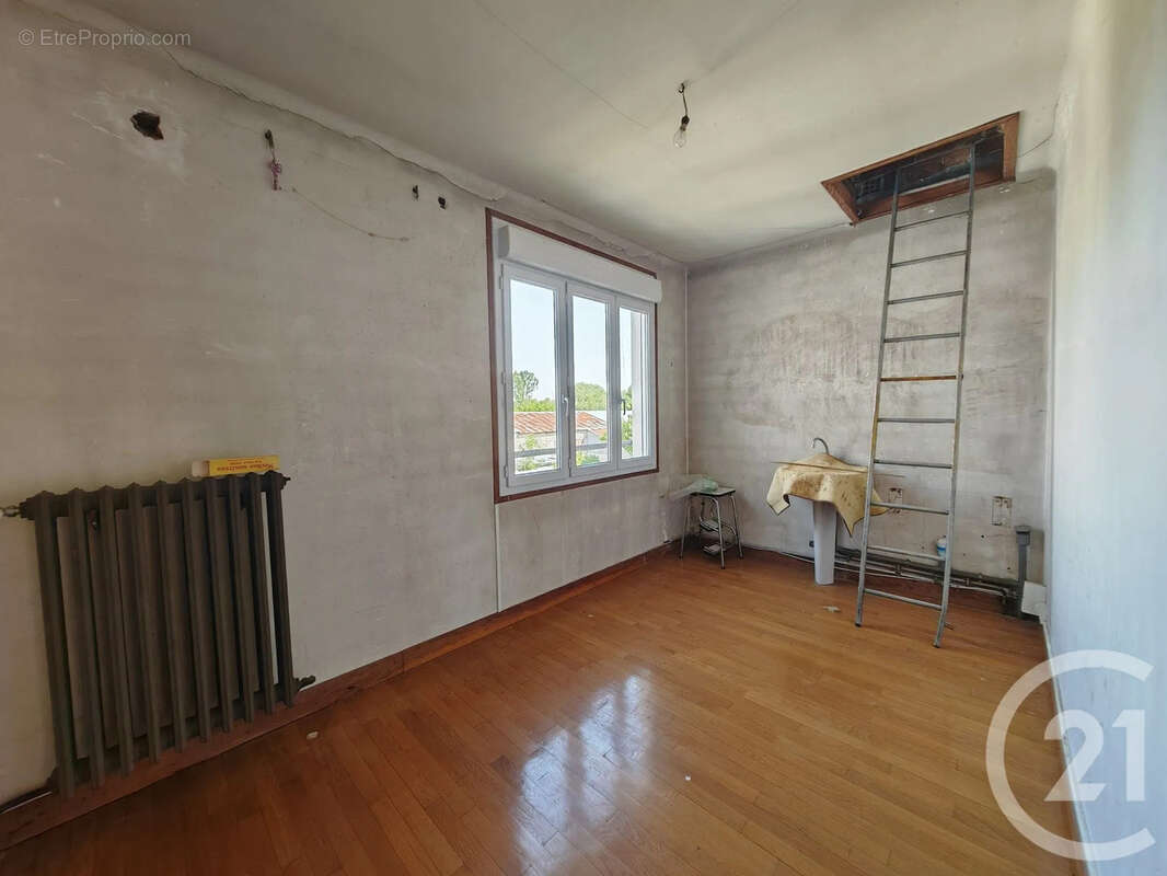 Maison 133 m² à Villeseneux  - photo 14