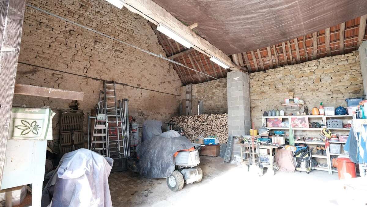 Maison à CHAMPALLEMENT