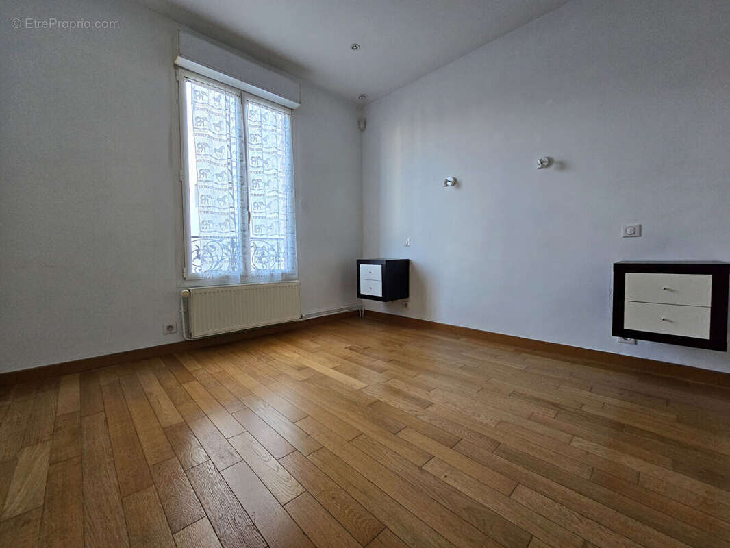 Maison à FONTENAY-SOUS-BOIS