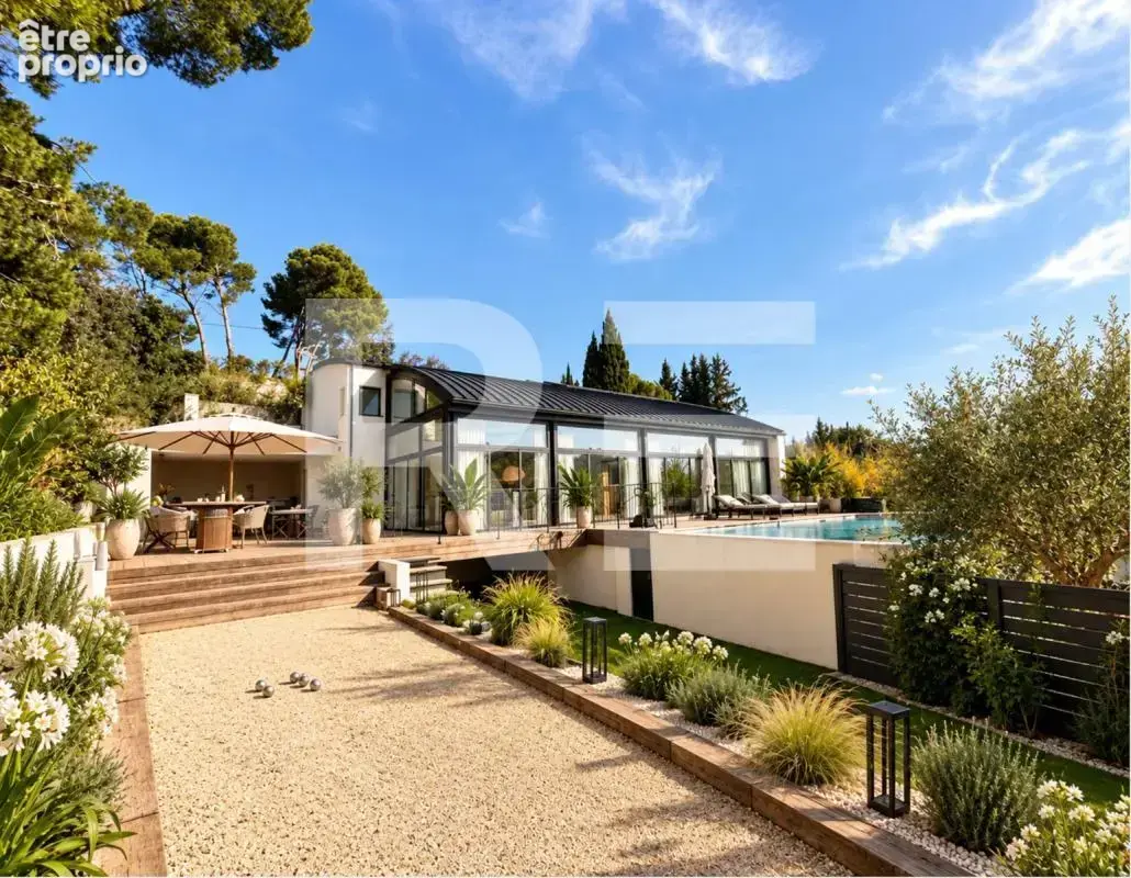 Photo Maison à Beaucaire au prix de 690 000€