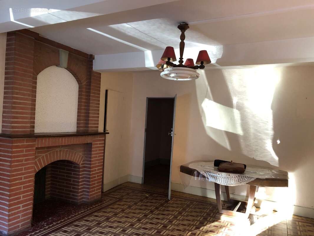 Maison à CASTANET-TOLOSAN
