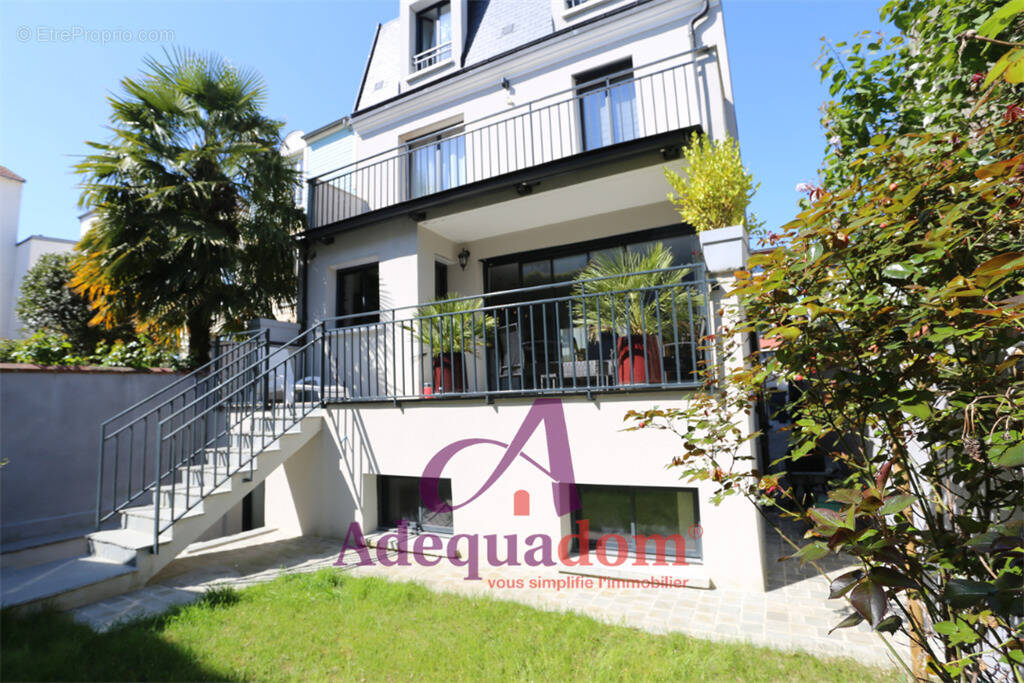 Maison à BOIS-COLOMBES