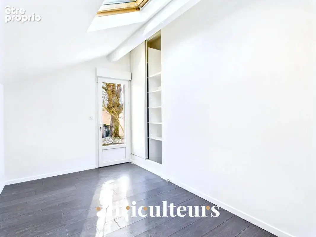 Maison familiale dans un confort moderne avec piscine intérieure en vente à Rillieux-la-Pape (69140) - photo 12