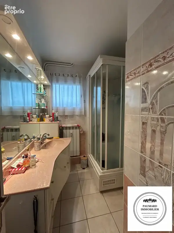 Appartement 94 m² à Romans-Sur-Isere  - photo 9