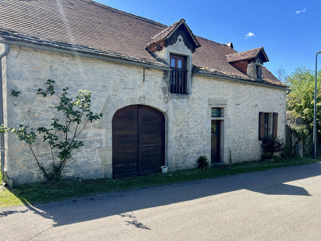 Maison à SAINT-JEAN-DE-LAUR