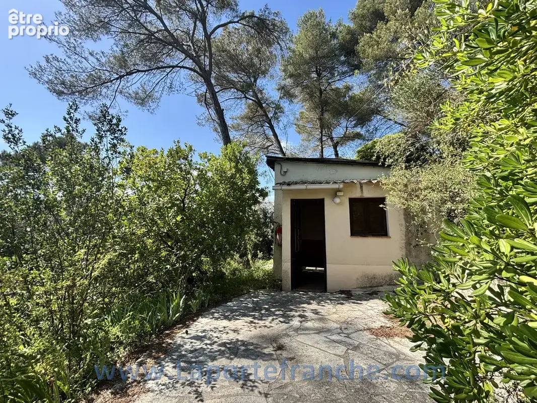 Maison à rénover 40 m2 sur terrain 2630 m2 - photo 7