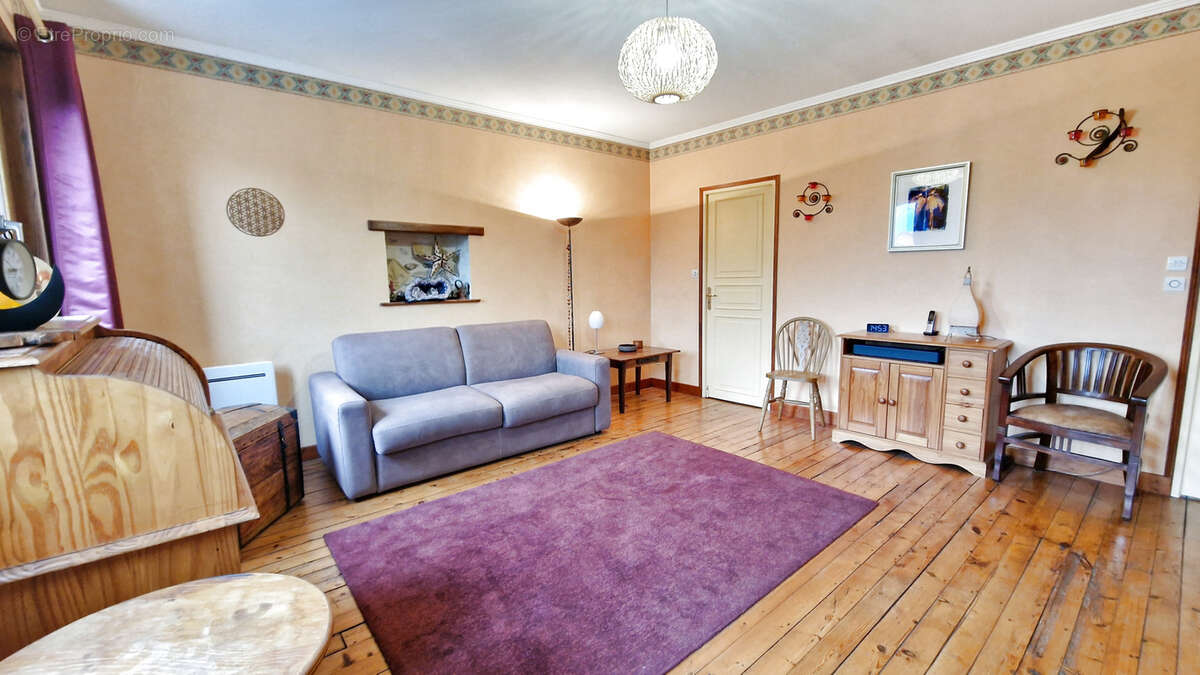 Maison à MARLY-LA-VILLE