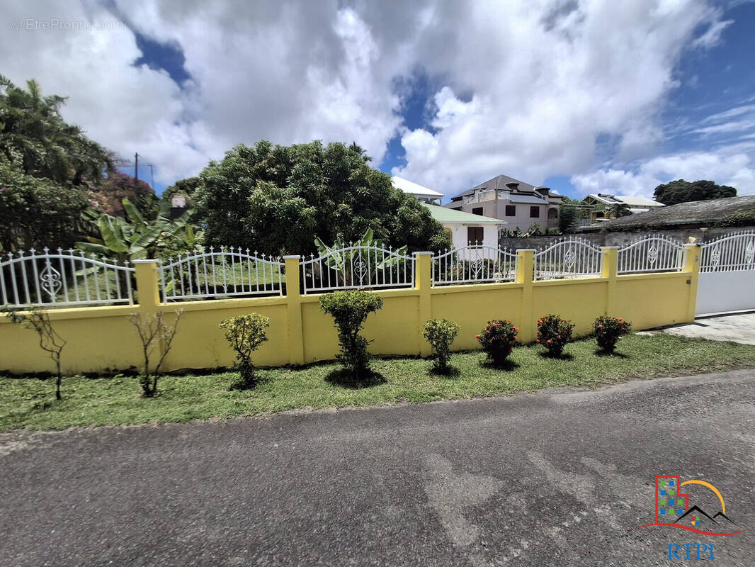 Maison à SAINT-FRANCOIS