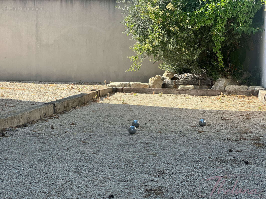 Villa R+1 avec piscine et terrain constructible à Tarascon - photo 19