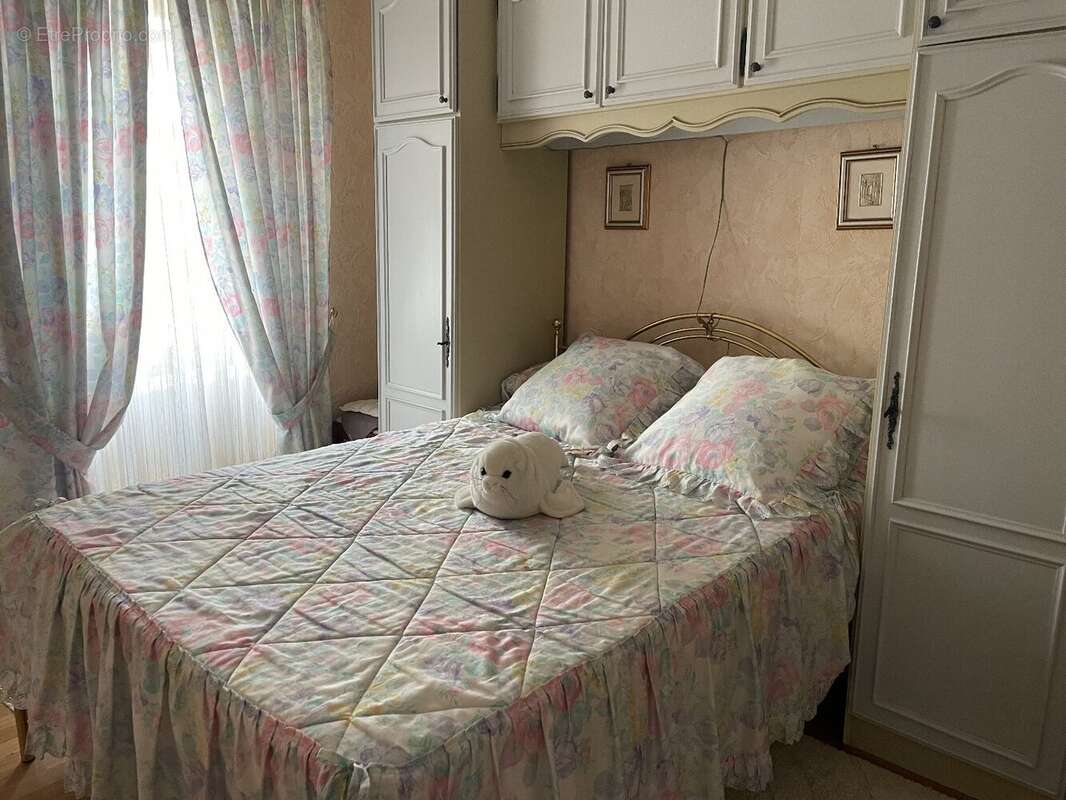 Maison à LADIGNAC-LE-LONG