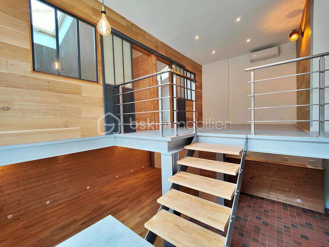 Maison à LA GARENNE-COLOMBES