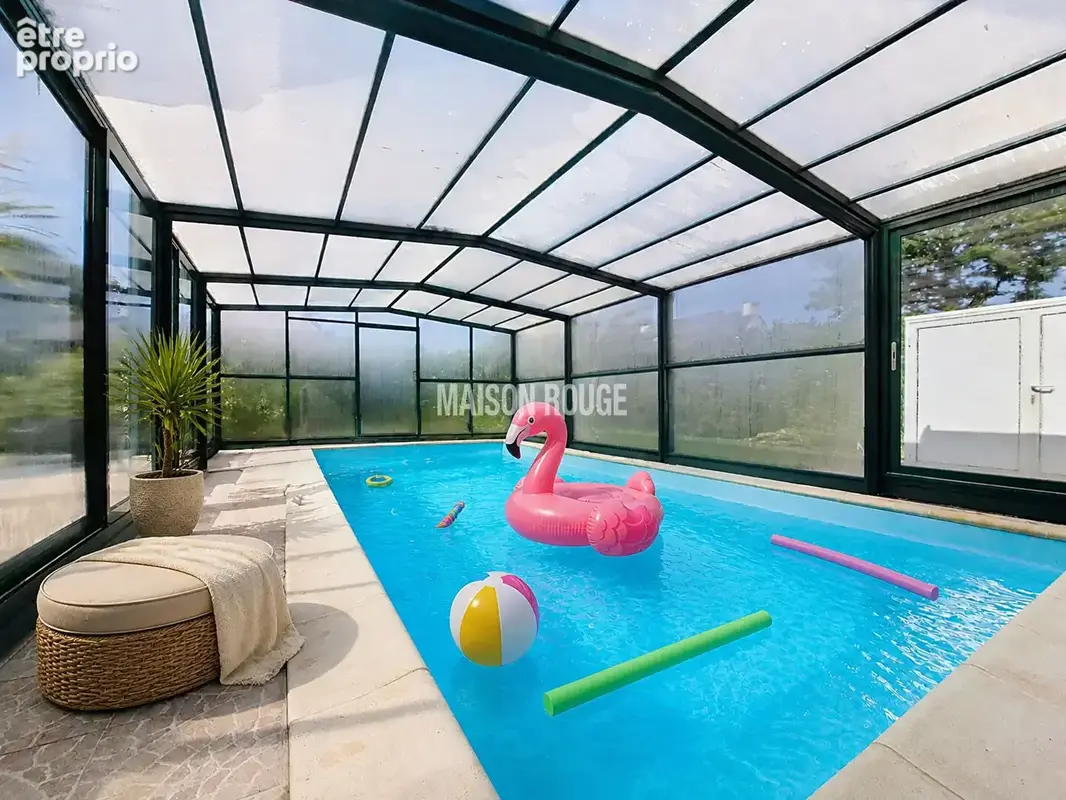 Maison  avec piscine couverte  et  verriere - vannes luscanen - photo 9
