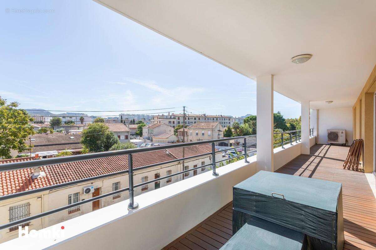 Appartement à MARSEILLE-10E