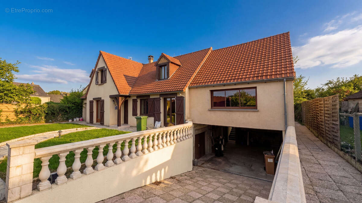 Maison à JOUE-LES-TOURS