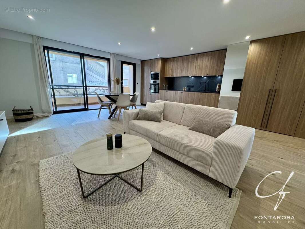 Appartement à SAINT-RAPHAEL