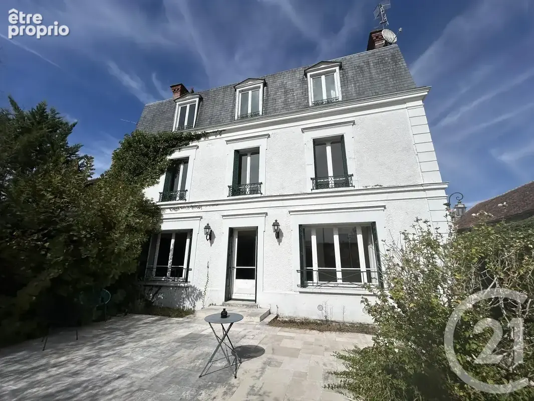 Maison 12 pièces 330 m² à vendre à Vulaines-Sur-Seine (77870) - photo 2