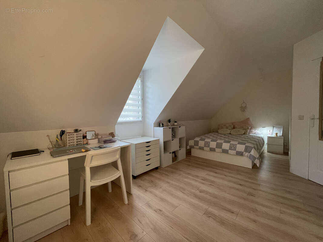 Maison à NEUILLY-EN-THELLE