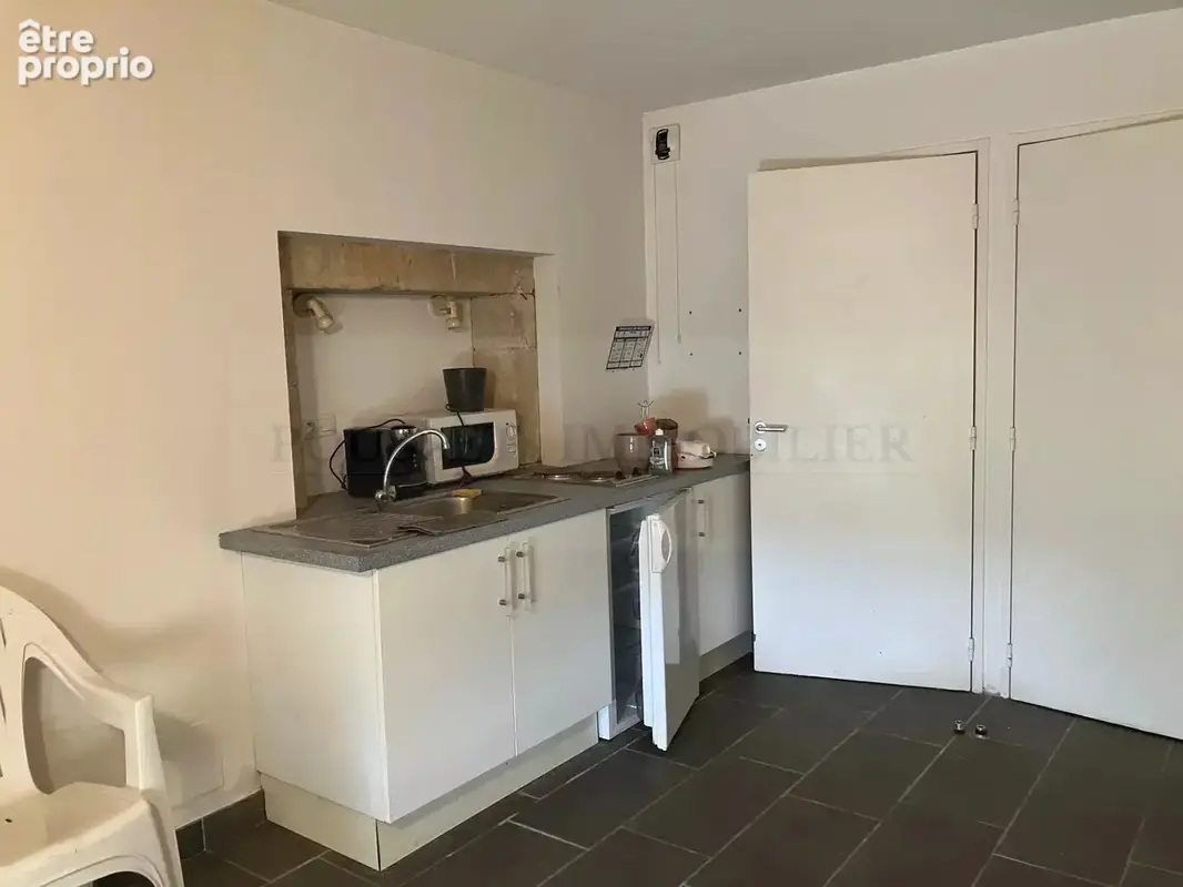 Immeuble de rapport en pierre de 166 m² comprenant un local commercial de 111 m² avec sous sol de 55 m² - photo 13