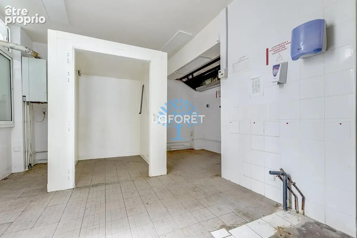 Local commercial - photo 7