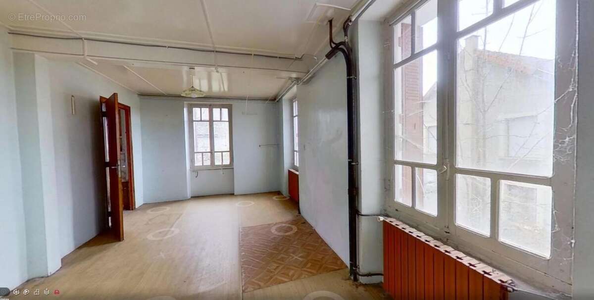 Maison à SAINT-ALBAN-SUR-LIMAGNOLE