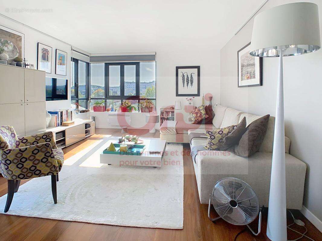 Appartement à ISSY-LES-MOULINEAUX