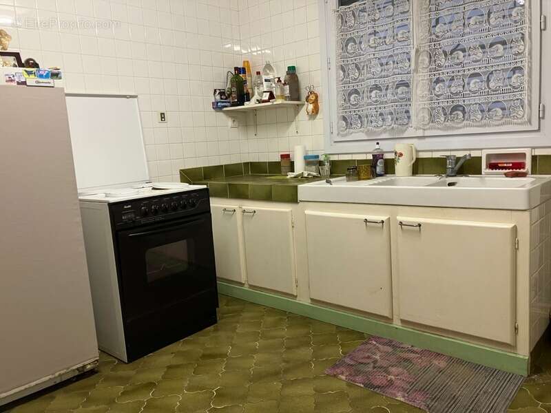 Maison à NOTRE-DAME-DE-SANILHAC